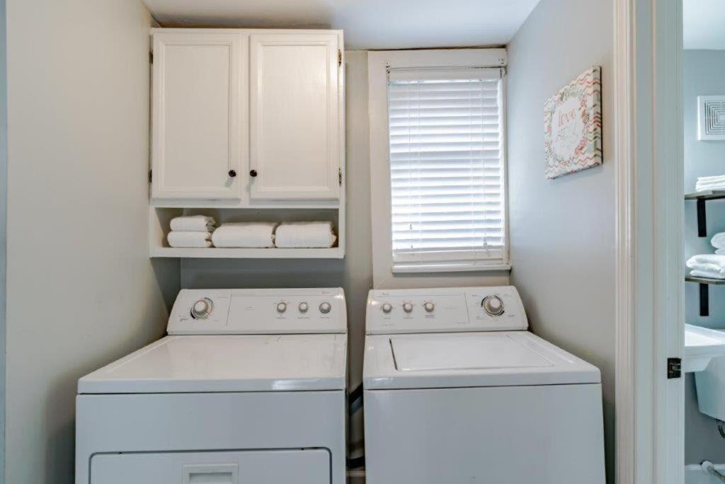 Dauphin District Darling #4 Downtown, Dining Apartment Мобил Екстериор снимка