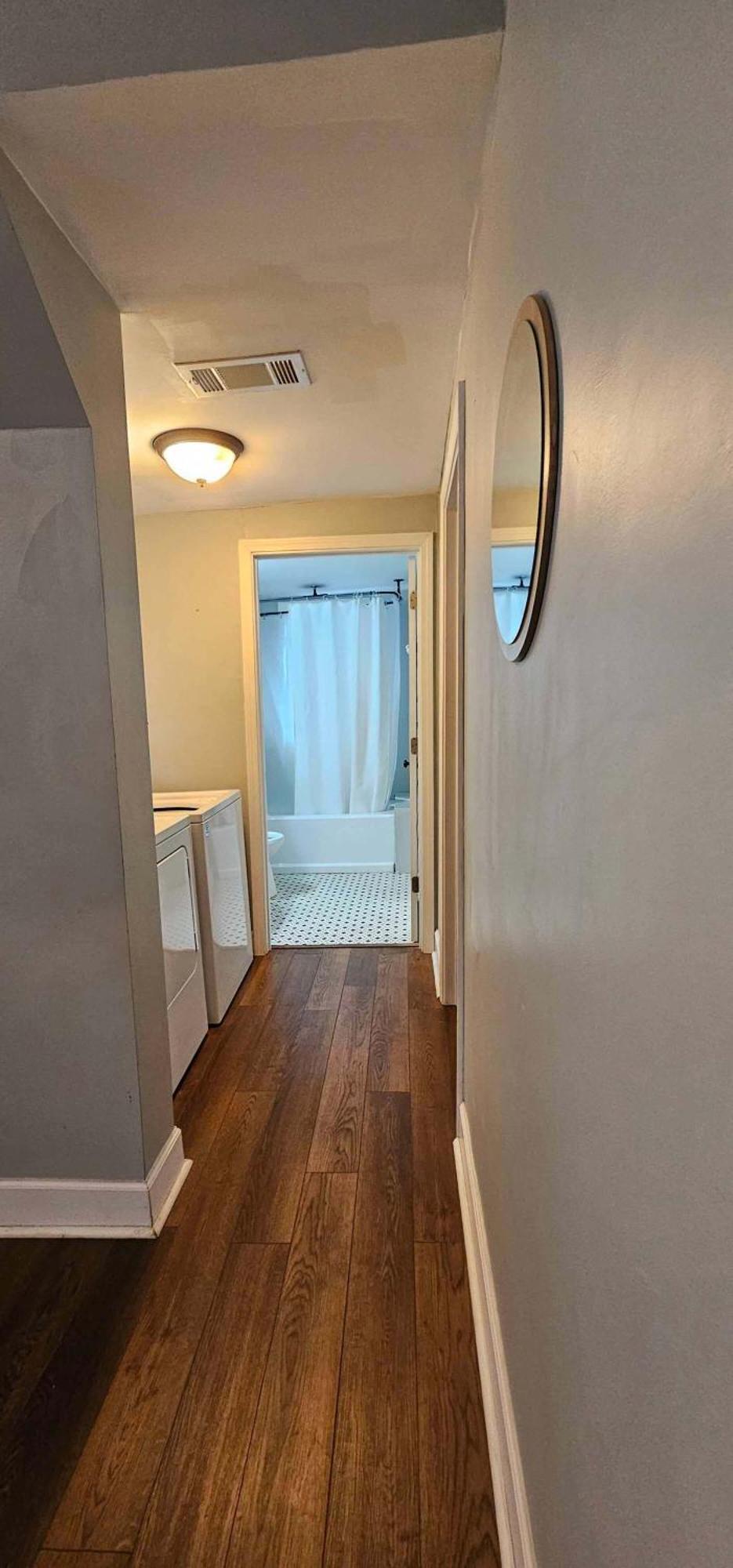 Dauphin District Darling #4 Downtown, Dining Apartment Мобил Екстериор снимка